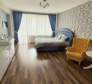 3-к квартира, вторичка, 119м2, 14/18 этаж