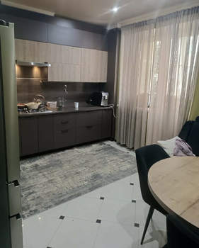 2-к квартира, вторичка, 68м2, 2/5 этаж