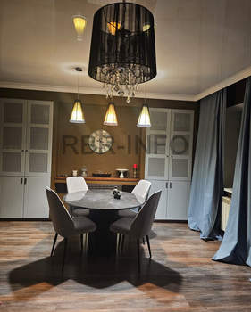 3-к квартира, вторичка, 118м2, 3/3 этаж