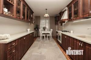 3-к квартира, вторичка, 75м2, 2/10 этаж