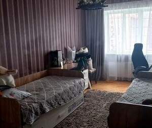 3-к квартира, вторичка, 96м2, 8/10 этаж