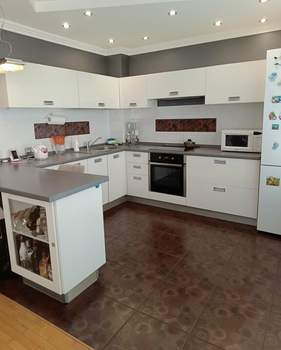 3-к квартира, вторичка, 70м2, 10/14 этаж