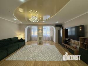 3-к квартира, вторичка, 100м2, 8/10 этаж