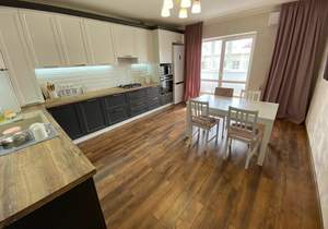 3-к квартира, вторичка, 115м2, 2/7 этаж