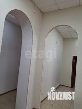 3-к квартира, вторичка, 110м2, 1/10 этаж