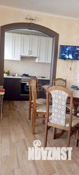 2-к квартира, вторичка, 65м2, 9/10 этаж