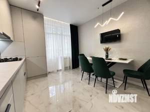 2-к квартира, вторичка, 60м2, 10/18 этаж