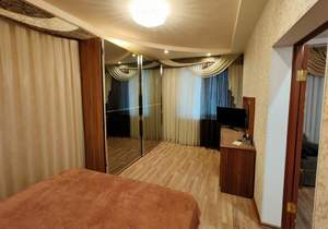 4-к квартира, вторичка, 82м2, 2/2 этаж