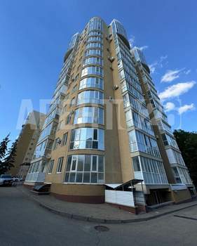 3-к квартира, вторичка, 127м2, 1/17 этаж