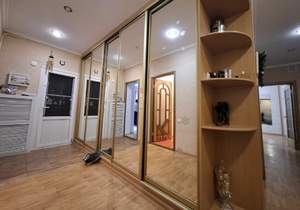 2-к квартира, вторичка, 84м2, 1/5 этаж