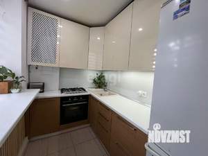 3-к квартира, вторичка, 58м2, 1/3 этаж