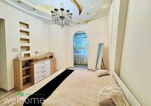 3-к квартира, вторичка, 131м2, 1/13 этаж