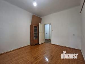 2-к квартира, вторичка, 56м2, 1/4 этаж