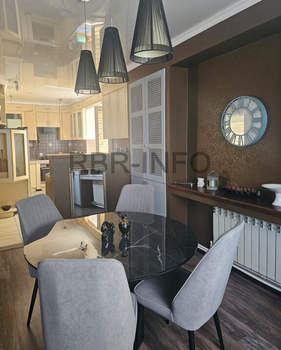 3-к квартира, вторичка, 118м2, 3/3 этаж