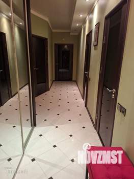 2-к квартира, вторичка, 68м2, 2/5 этаж