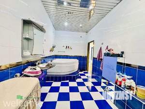 3-к квартира, вторичка, 131м2, 1/13 этаж