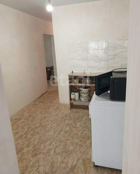 2-к квартира, вторичка, 45м2, 1/4 этаж