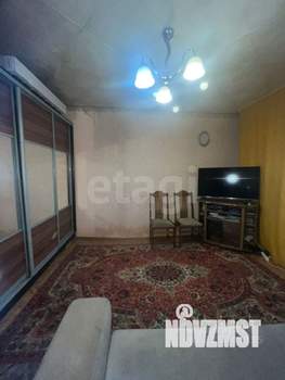 3-к квартира, вторичка, 49м2, 1/1 этаж