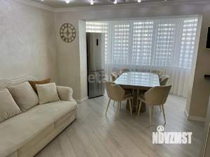 3-к квартира, вторичка, 130м2, 1/9 этаж