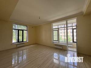 4-к квартира, вторичка, 142м2, 2/9 этаж