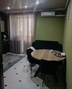 2-к квартира, вторичка, 70м2, 2/5 этаж