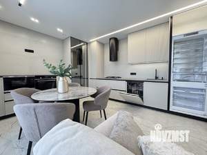 4-к квартира, вторичка, 90м2, 14/24 этаж