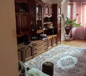 4-к квартира, вторичка, 77м2, 2/5 этаж