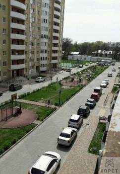 2-к квартира, вторичка, 65м2, 1/10 этаж