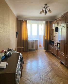 3-к квартира, вторичка, 63м2, 5/5 этаж