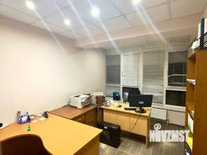 2-к квартира, вторичка, 82м2, 1/17 этаж