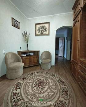 2-к квартира, вторичка, 75м2, 1/9 этаж