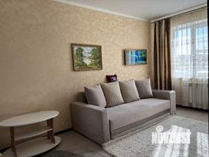2-к квартира, вторичка, 57м2, 1/18 этаж