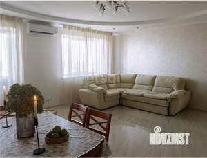 4-к квартира, вторичка, 140м2, 8/10 этаж