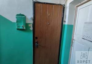 2-к квартира, вторичка, 43м2, 1/4 этаж