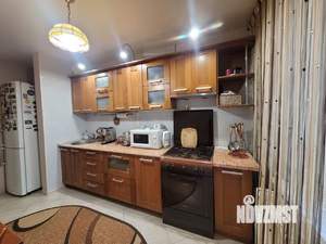 3-к квартира, вторичка, 68м2, 1/10 этаж