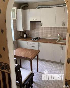 2-к квартира, вторичка, 55м2, 1/4 этаж