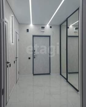 3-к квартира, вторичка, 75м2, 8/18 этаж