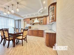 4-к квартира, вторичка, 129м2, 7/10 этаж