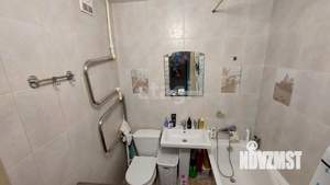 2-к квартира, вторичка, 42м2, 9/9 этаж