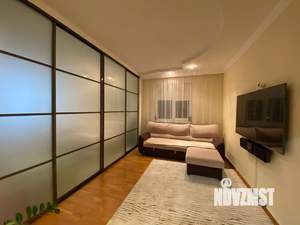 2-к квартира, вторичка, 100м2, 9/10 этаж