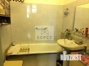 4-к квартира, вторичка, 79м2, 1/1 этаж