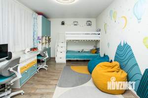 2-к квартира, вторичка, 61м2, 1/9 этаж