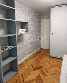 3-к квартира, вторичка, 57м2, 5/5 этаж