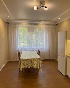 2-к квартира, вторичка, 80м2, 2/10 этаж