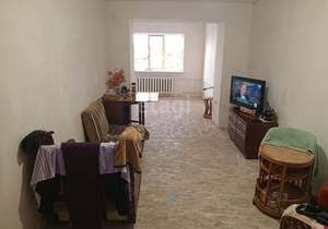2-к квартира, вторичка, 45м2, 1/4 этаж