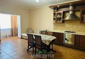 4-к квартира, вторичка, 105м2, 7/8 этаж