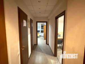 2-к квартира, вторичка, 82м2, 1/17 этаж