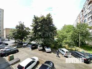 4-к квартира, вторичка, 73м2, 2/9 этаж