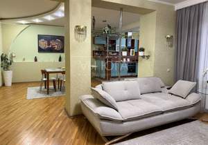 3-к квартира, вторичка, 121м2, 7/9 этаж