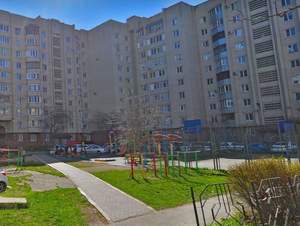 2-к квартира, вторичка, 71м2, 1/10 этаж